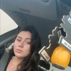 Meet your Posher, Dianna